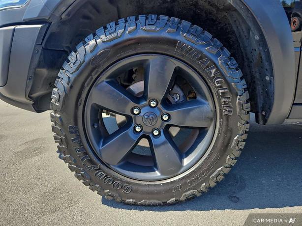 2019 RAM 1500 Classic Warlock 4x4 Crew Cab 5'7 Box | Bluetooth Connection | Back image 6