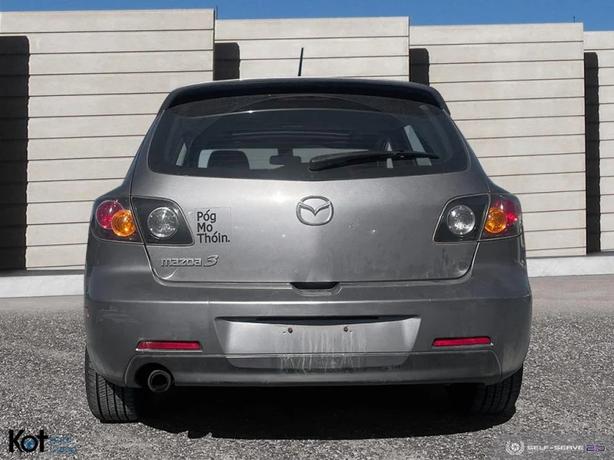 2005 MAZDA MAZDA3 image 5