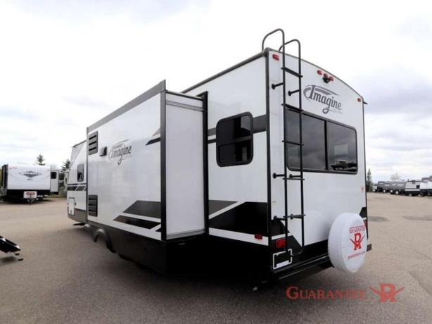 Used 2022 Grand Design Imagine 2970RL image 4