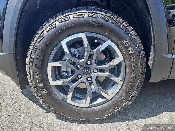 2025 Chevrolet Equinox AWD ACTIV | One Owner! image 6