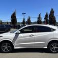 2022 Honda HR-V Touring thumbnail image 4