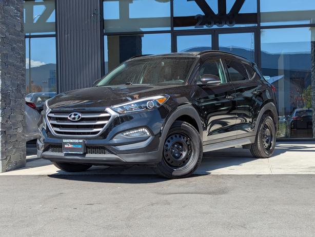 2017 Hyundai Tucson SE - No Accidents, AWD, Heated Seats, Sunroof image 1