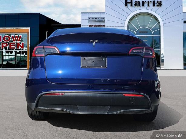 2024 Tesla Model Y RWD *Ltd Avail* | No Accidents | One Owner! image 5