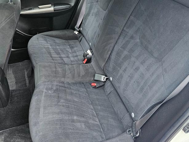 2009 Subaru  Impreza i w/Premium Pkg image 8