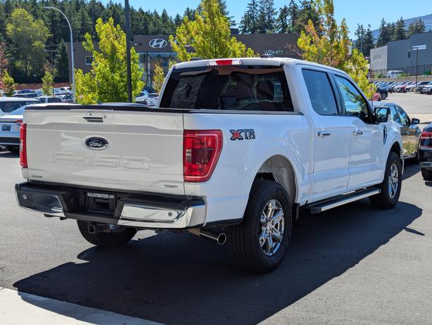 2022 Ford F-150 XLT - 3.5L V6, 4x4, SuperCrew Cab, Short Box image 6