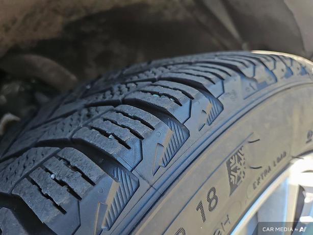 2019 Ford Escape Titanium 4WD | Heated Seats! image 7