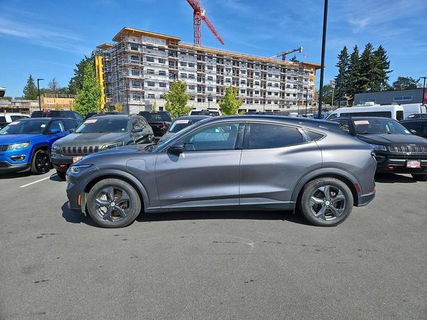 2021 Ford Mustang Mach-E Select image 3