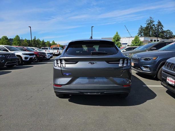 2021 Ford Mustang Mach-E Select image 5