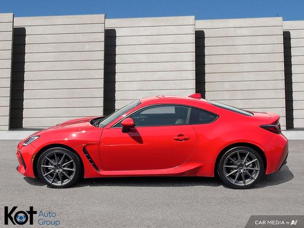 2023 Subaru BRZ SPORT-TECH image 3