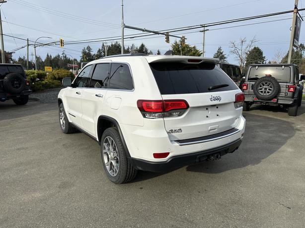 2020 Jeep Grand Cherokee 4X4 image 3