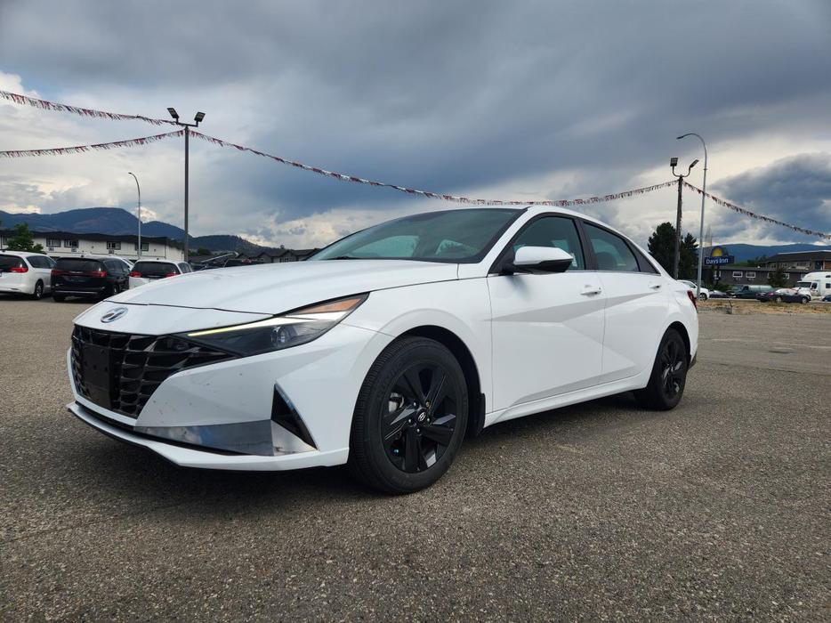 2022 Hyundai Elantra hybrid ULTIMATE display photo