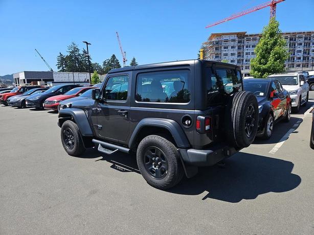 2024 Jeep Wrangler Sport image 4