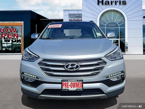 2018 Hyundai Santa Fe Sport Luxury AWD | Power Liftgate | Heated Seats! image 2