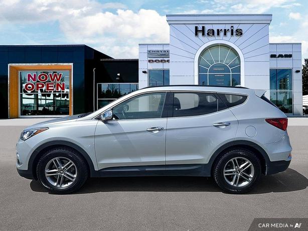 2018 Hyundai Santa Fe Sport Luxury AWD | Power Liftgate | Heated Seats! image 3