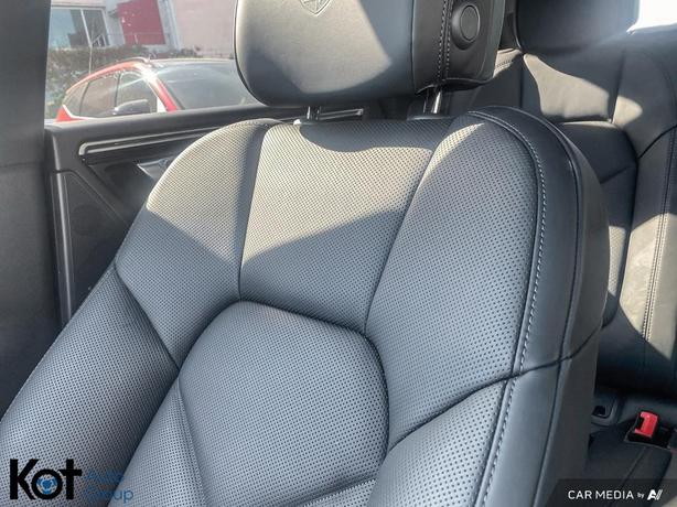 2021 Porsche Macan S image 6
