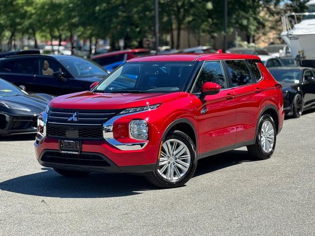 2025 Mitsubishi Outlander PHEV ES S-AWC image 2