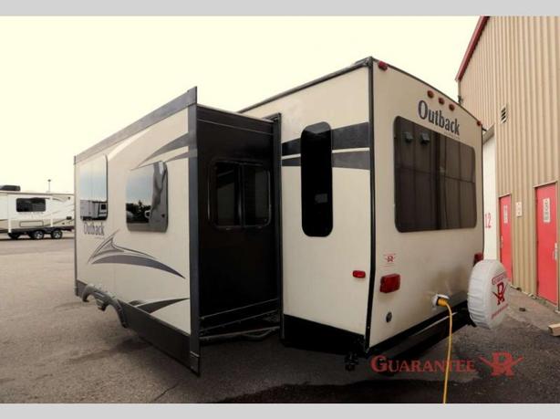 Used 2017 Keystone RV Outback Ultra Lite 278URL image 4