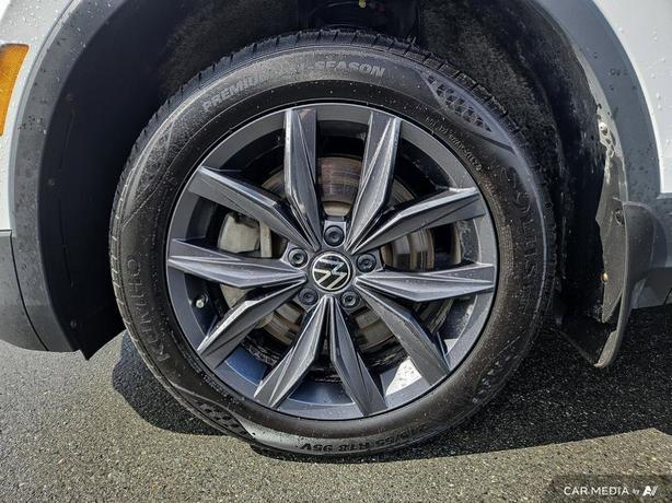 2023 Volkswagen Tiguan Comfortline 4MOTION | Heated Seats! image 6