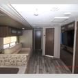 Used 2018 Keystone RV Hideout 25RKSWE thumbnail image 7