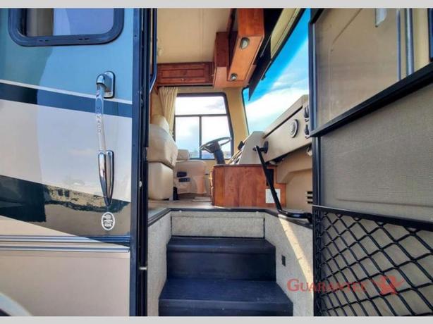 Used 2006 Monaco Diplomat 40DST image 8