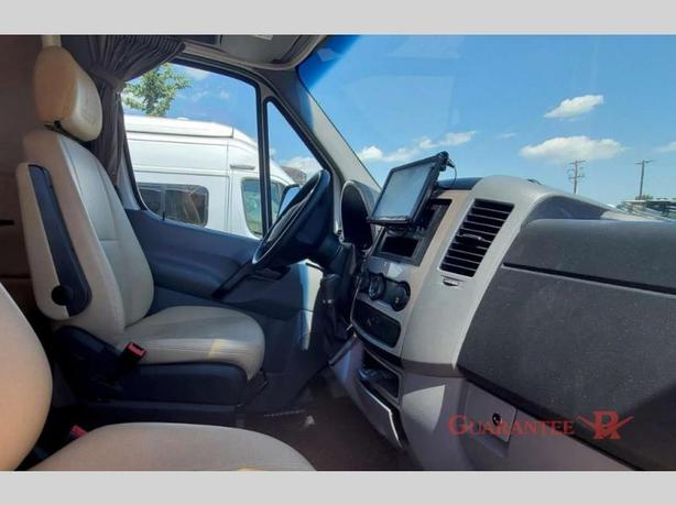 Used 2015 Triple E Serenity 24CB image 7