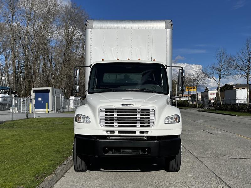 2016 Freightliner M2 106 26 Foot Cube Van Cummins Diesel Air Brakes with Loading display photo