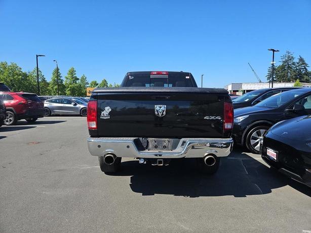 2010 Dodge RAM 1500 4WD Crew Cab 140.5 Laramie | Remote Start | One Owner! image 5