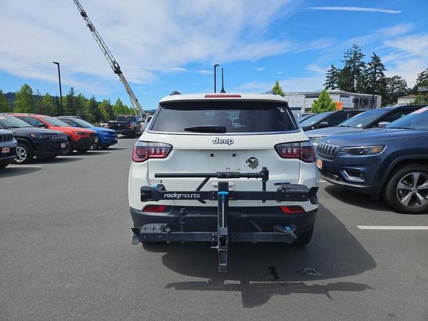 2018 Jeep Compass North | One Owner! image 5