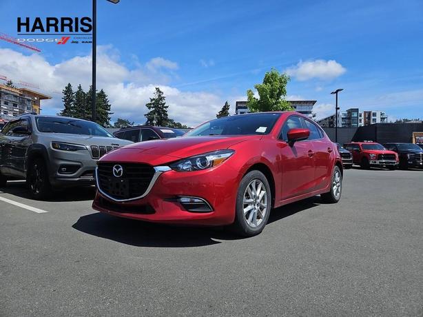 2017 Mazda3 GS | Heated Seats! image 1