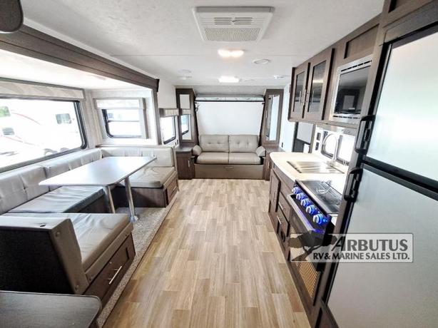 Used 2019 Forest River RV Wildwood X-Lite 233RBXL image 6