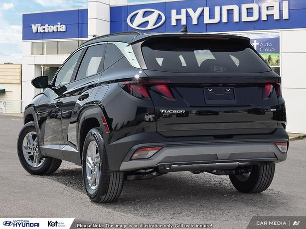 2025 Hyundai Tucson PREFERRED demo image 4
