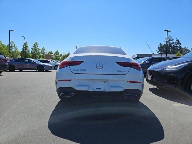 2020 Mercedes-Benz CLA-Class CLA 250 image 5
