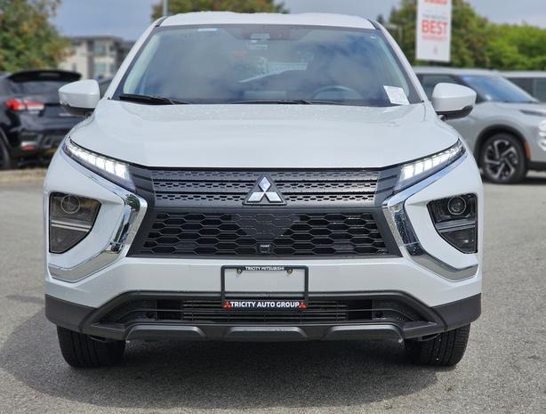 2024 Mitsubishi Eclipse Cross ES S-AWC image 2