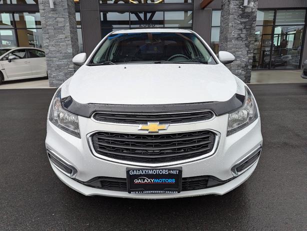 2016 Chevrolet Cruze LT - Sunroof, Remote Start, Bluetooth image 3
