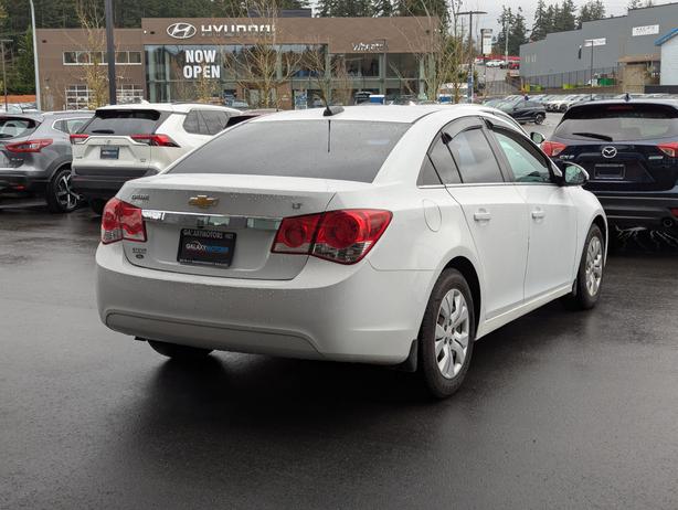 2016 Chevrolet Cruze LT - Sunroof, Remote Start, Bluetooth image 6