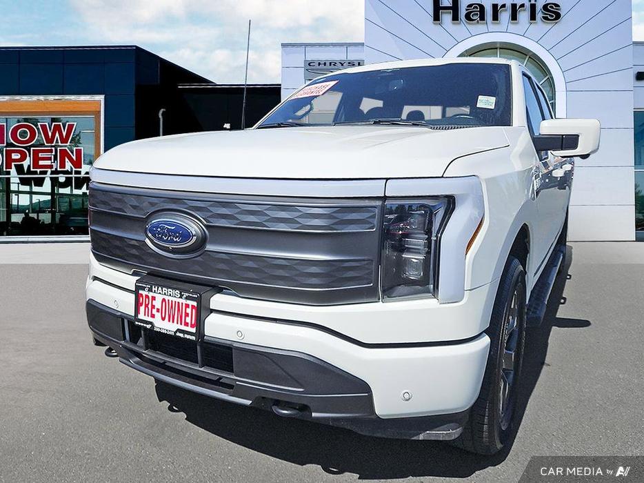 2023 Ford F-150 Lightning LARIAT 4WD SuperCrew 5.5' Box | No Reported Accidents! display photo