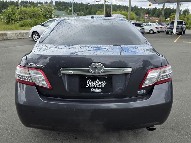 2011 Toyota Camry Hybrid image 6