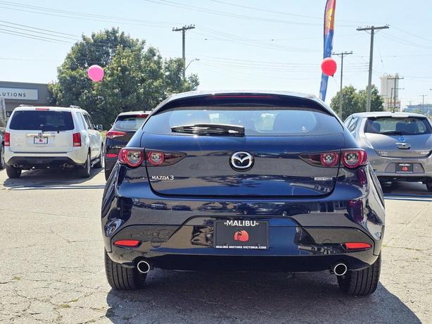 2021 Mazda3 Sport Manual FWD image 3