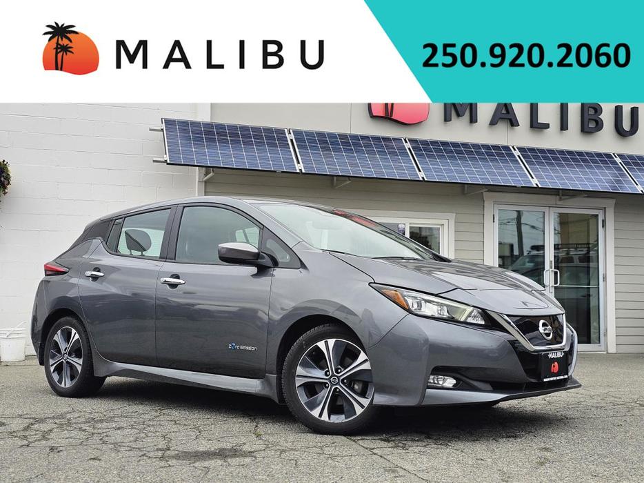 2019 Nissan LEAF SV Hatchback display photo