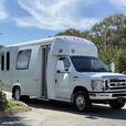 2013 Ford Econoline E-350 Super Duty 13-Passenger Wheelchair Lift Bus thumbnail image