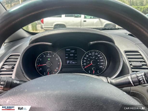 2016 Kia Forte LX AUTO, KEYLESS ENTRY, FABRIC SEATS, CD PLAYER WITH RADIO, AUTO  image 6
