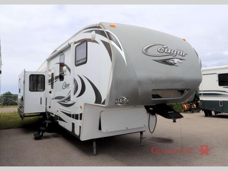 Used 2012 Keystone RV Cougar 327RES display photo