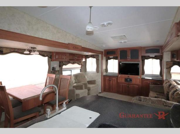 Used 2012 Keystone RV Cougar 327RES image 8