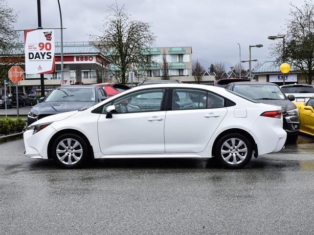 2022 Toyota Corolla LE - Forward Collision Mitigation, Lane Departure image 2