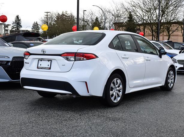 2022 Toyota Corolla LE - Forward Collision Mitigation, Lane Departure image 7