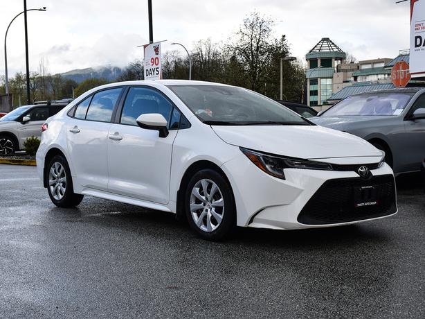 2022 Toyota Corolla LE - Forward Collision Mitigation, Lane Departure image 8