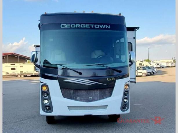 Used 2021 Forest River RV Georgetown 5 Series 31L5 image 2