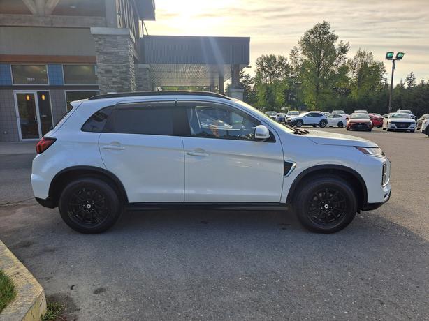 2021 Mitsubishi RVR 4WD - Heated Seats, Back-up Camera image 5