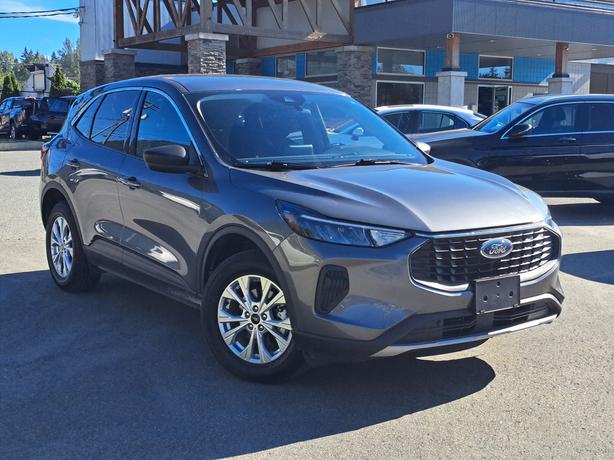 2024 Ford Escape Active - Heated Seats, Heated Wheel image 4