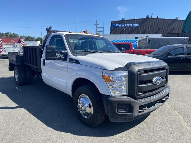 2016 Ford F-350 SD XL 11 Foot Flat Deck 2WD image 7